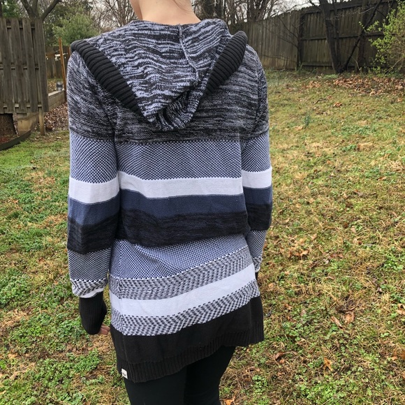 Roxy hooded open front sweater / cardigan. - Picture 5 of 9